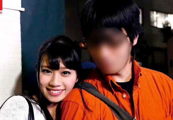 彼氏の前で彼女がエロくなれる？野球拳で全裸にさせられ、ミラー越しに彼氏が見える状態でプロ男優に挿入されちゃうNTRゲーム