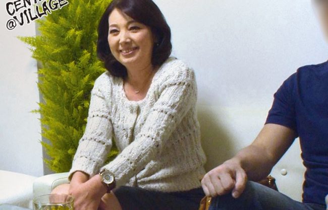 賞金に目がくらんで息子とえっちすることに全く抵抗のない母親「お父さんには言わないから・・」過激すぎてびっくりです。