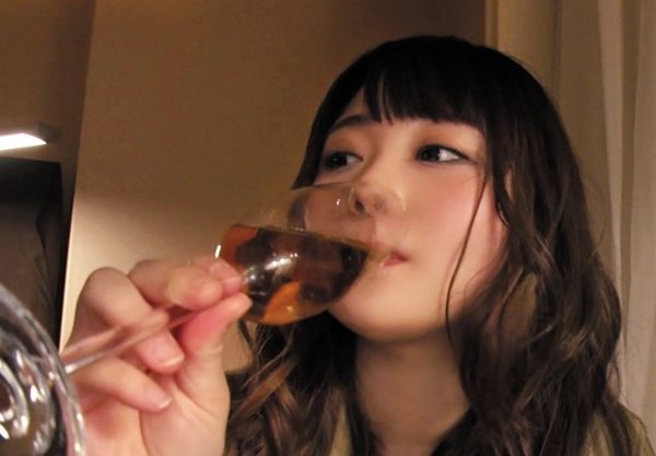 デートクラブで知り合った娘と不倫デートを重ねる。ダメだとわかっているけどそれがかえって二人を燃え上がらせるww